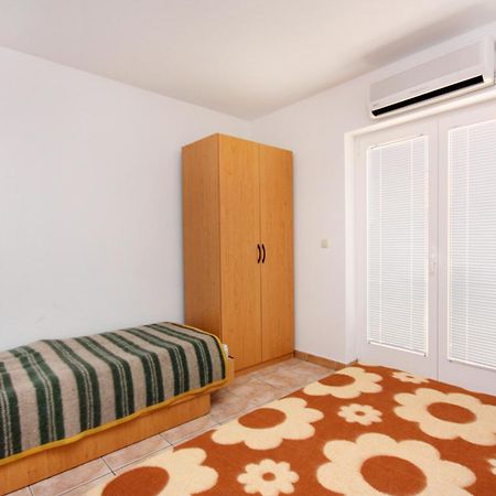 Apartments With A Parking Space Jezera, Murter - 5107 ห้อง รูปภาพ
